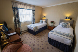 Standard-Twin-Room-3